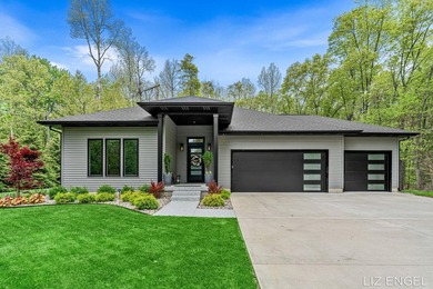 Beach Home Active Under Contract in Saugatuck, Michigan