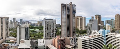 Beach Condo For Sale in Honolulu, Hawaii