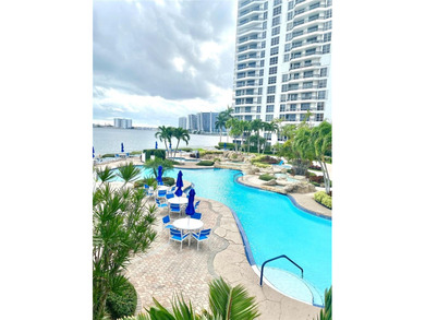 Beach Condo For Sale in Aventura, Florida