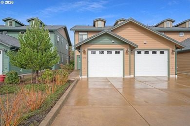 Beach Townhome/Townhouse For Sale in Florence, Oregon