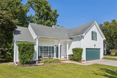 Beach Home For Sale in Suffolk, Virginia