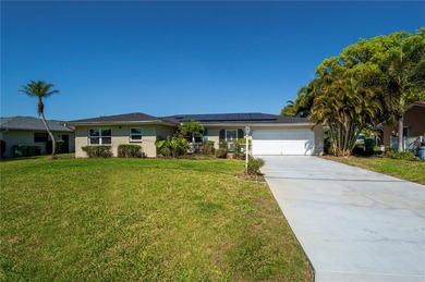 Beach Home For Sale in Punta Gorda, Florida
