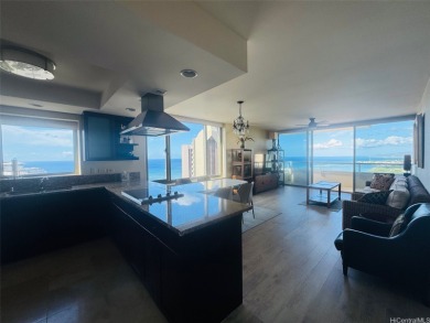 Beach Condo Active Under Contract in Honolulu, Hawaii