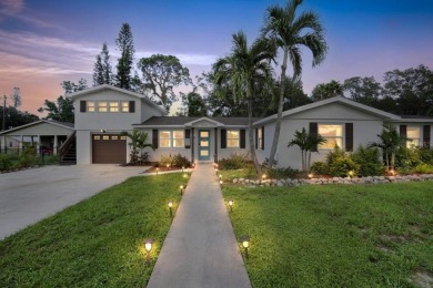 Beach Home For Sale in Bradenton, Florida