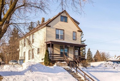 Beach Home For Sale in Duluth, Minnesota