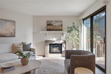 Condo For Sale in Saanich image photo picture