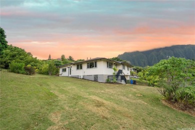 Beach Home For Sale in Kaneohe, Hawaii