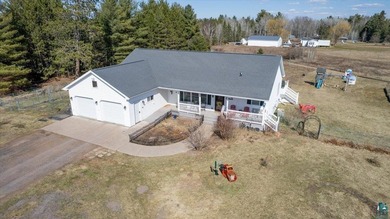 Beach Home For Sale in Superior, Wisconsin