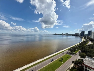 Beach Condo Sale Pending in Tampa, Florida