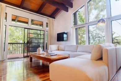 Beach Condo For Sale in Princeville, Hawaii