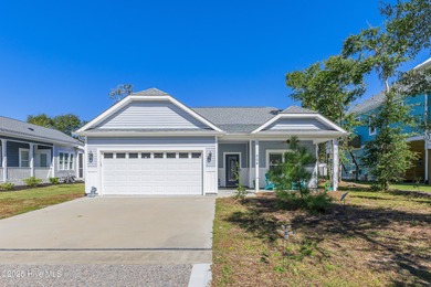 Beach Home For Sale in Oak Island, North Carolina