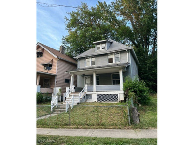 Beach Home For Sale in Cleveland, Ohio