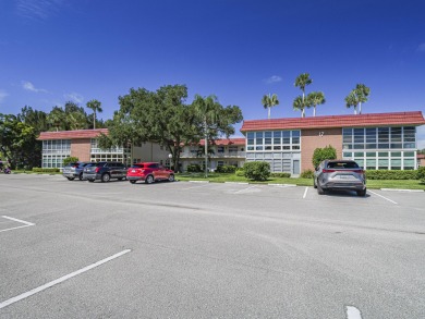 Beach Condo For Sale in Vero Beach, Florida