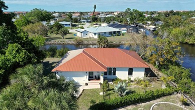 Beach Home For Sale in Punta Gorda, Florida