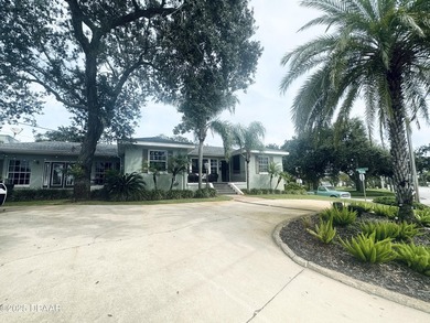 Beach Home For Sale in Daytona Beach, Florida