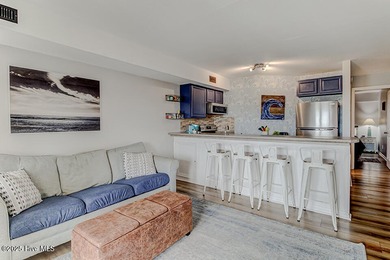 Beach Condo For Sale in Carolina Beach, North Carolina