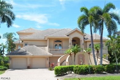 Beach Home For Sale in Fort Myers, Florida