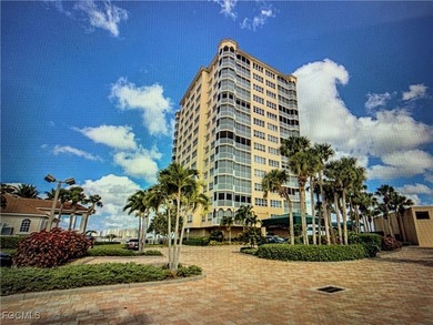 Beach Condo For Sale in Bonita Springs, Florida