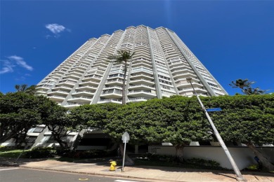 Beach Condo For Sale in Honolulu, Hawaii