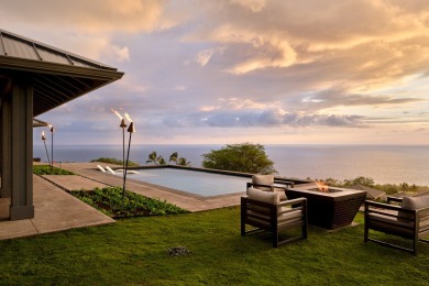 Beach Home For Sale in Kealakekua, Hawaii