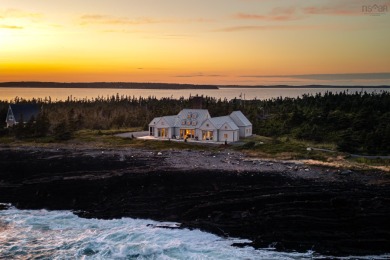 Beach Home For Sale in Kingsburg, 