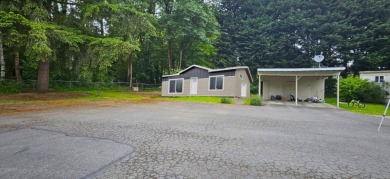 Beach Home For Sale in Shelton, Washington