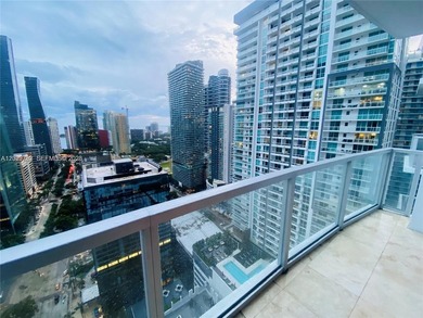 Beach Condo For Sale in Miami, Florida