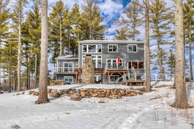 Beach Home For Sale in Two Harbors, Minnesota