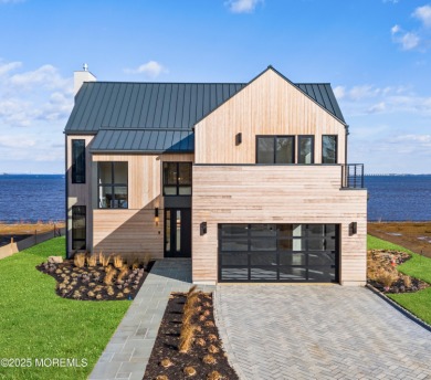 Beach Home Sale Pending in Atlantic Highlands, New Jersey