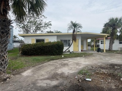 Beach Home Sale Pending in Redington Beach, Florida