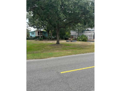 Beach Lot For Sale in Surfside Beach, South Carolina