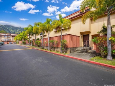 Beach Townhome/Townhouse For Sale in Kaneohe, Hawaii