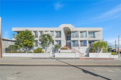 Beach Condo For Sale in San Pedro, California