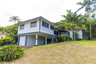 Beach Home For Sale in Haleiwa, Hawaii