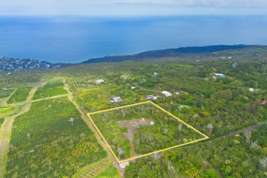 Beach Acreage For Sale in Captain Cook, Hawaii