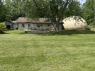 Beach Home Active Under Contract in Benton Harbor, Michigan
