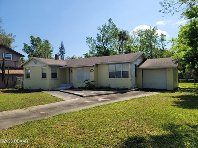 Beach Home For Sale in Daytona Beach, Florida