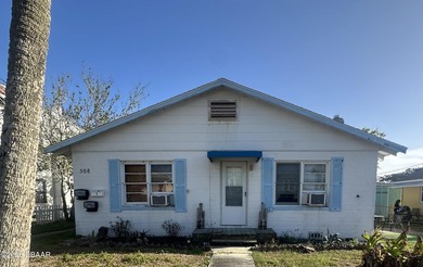 Beach Home For Sale in Daytona Beach, Florida