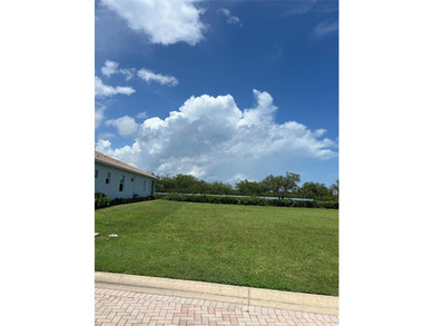Beach Lot For Sale in Hutchinson Island, Florida