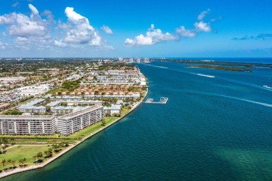 Beach Condo For Sale in Lake Park, Florida