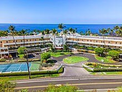 Beach Condo For Sale in Kailua Kona, Hawaii