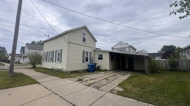 Beach Home For Sale in Grand Haven, Michigan