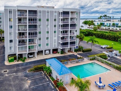 Beach Condo For Sale in Fort Myers, Florida