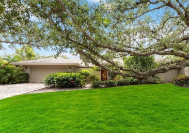 Beach Home For Sale in Sarasota, Florida