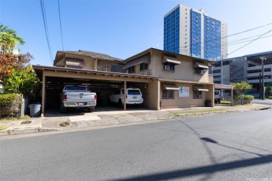 Beach Home For Sale in Honolulu, Hawaii