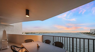 Beach Condo For Sale in West Palm Beach, Florida