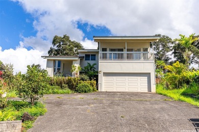 Beach Home Sale Pending in Aiea, Hawaii