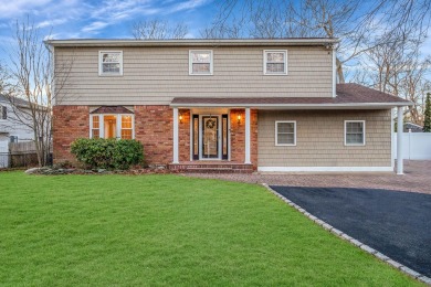 Beach Home Sale Pending in Oakdale, New York