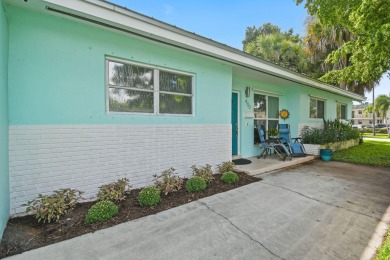 Beach Home For Sale in North Palm Beach, Florida