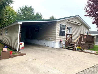 Beach Home For Sale in Ludington, Michigan